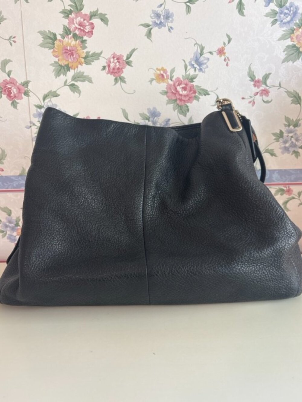 Coach Hallie Shoulder Bag Black Pebbled Leather with Gold Hardware - Picture 8 of 16